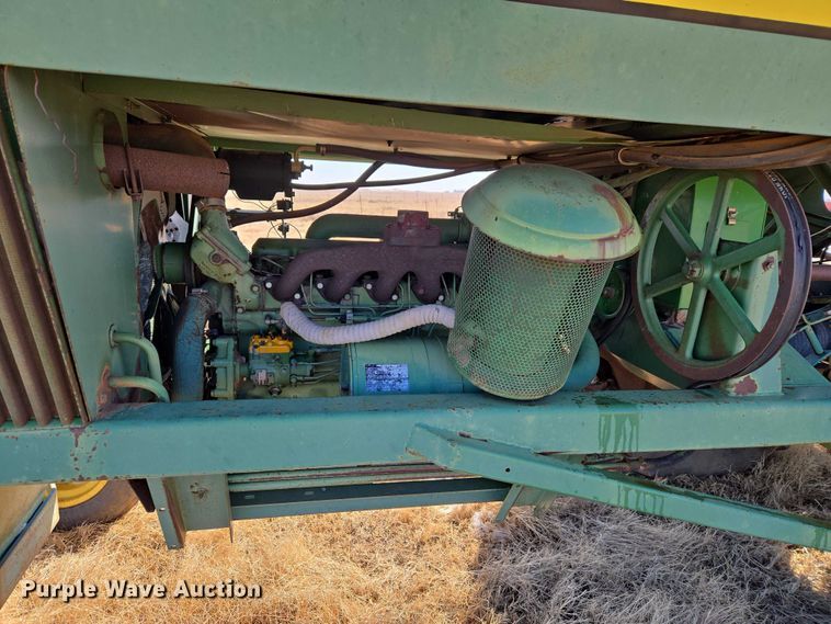 image for item ET1233 John Deere 484 cotton stripper