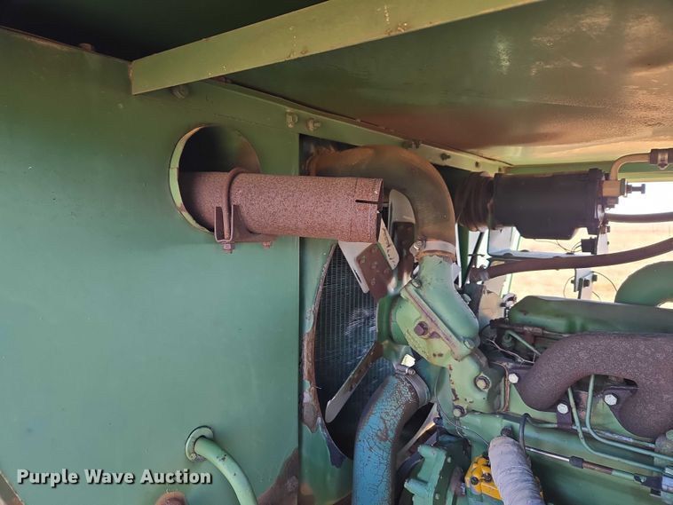 image for item ET1233 John Deere 484 cotton stripper