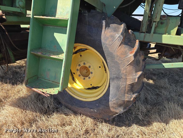 image for item ET1233 John Deere 484 cotton stripper