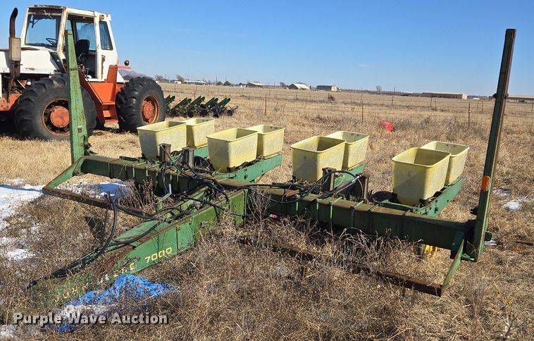 image for item ET1234 John Deere 7000 planter