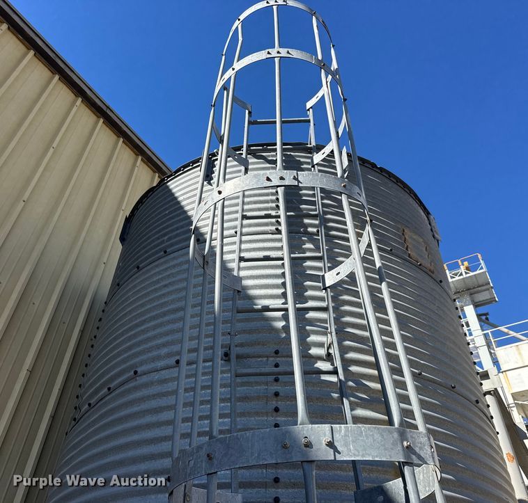 image for item ET4436 Grain bin
