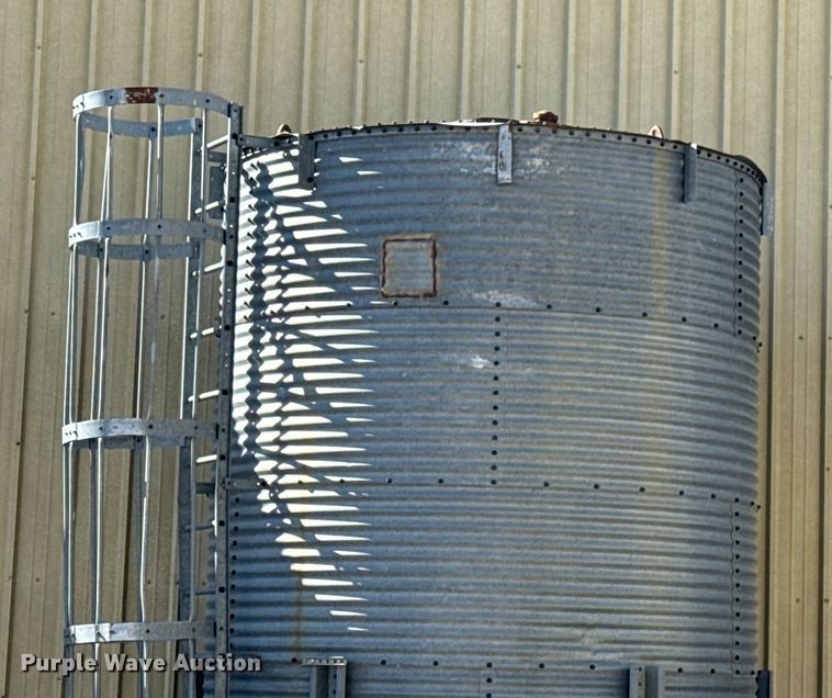 image for item ET4436 Grain bin