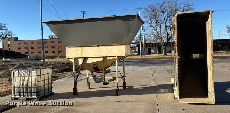 image for item ET4489 (2) grain hoppers