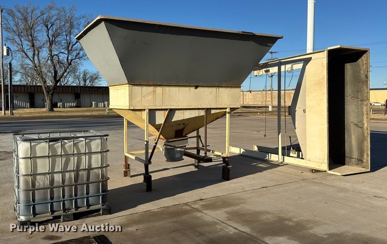 image for item ET4489 (2) grain hoppers