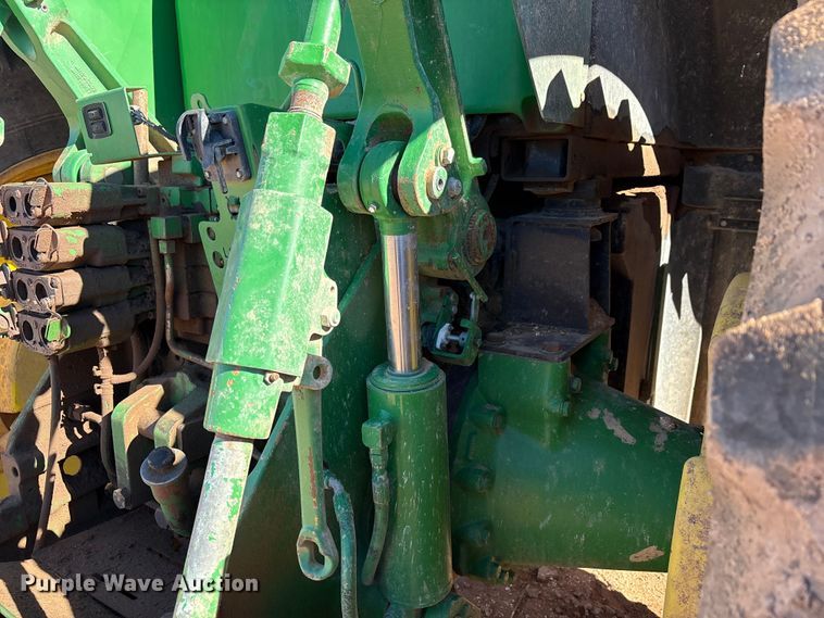 image for item EU4729 2016 John Deere 8245R MFWD tractor