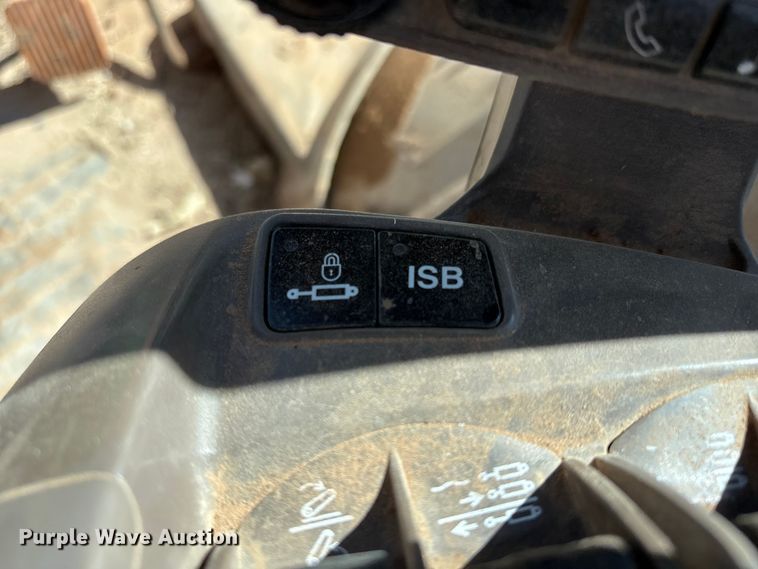 image for item EU4729 2016 John Deere 8245R MFWD tractor