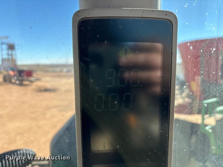 image for item EU4729 2016 John Deere 8245R MFWD tractor