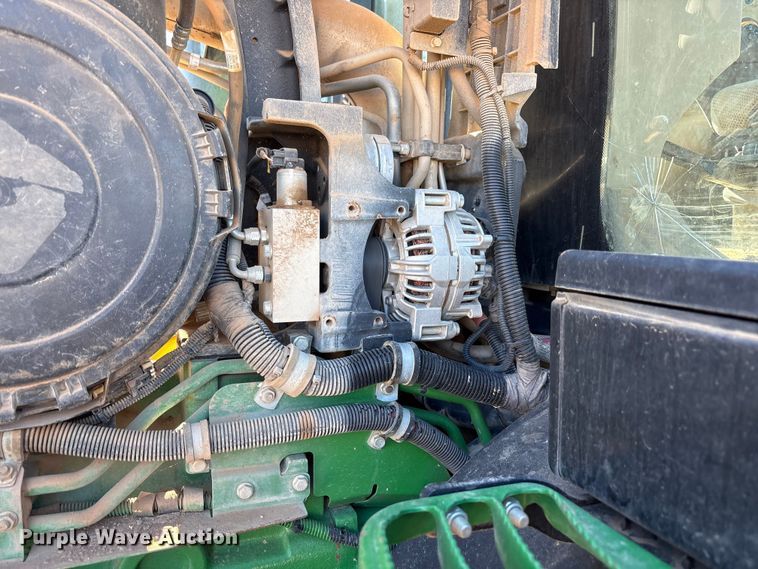 image for item EU4729 2016 John Deere 8245R MFWD tractor