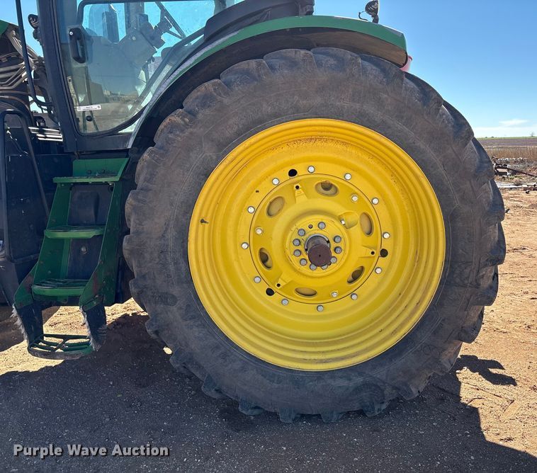 image for item EU4729 2016 John Deere 8245R MFWD tractor