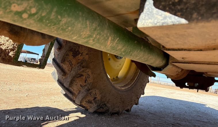 image for item EU4730 2019 John Deere 6120E MFWD tractor