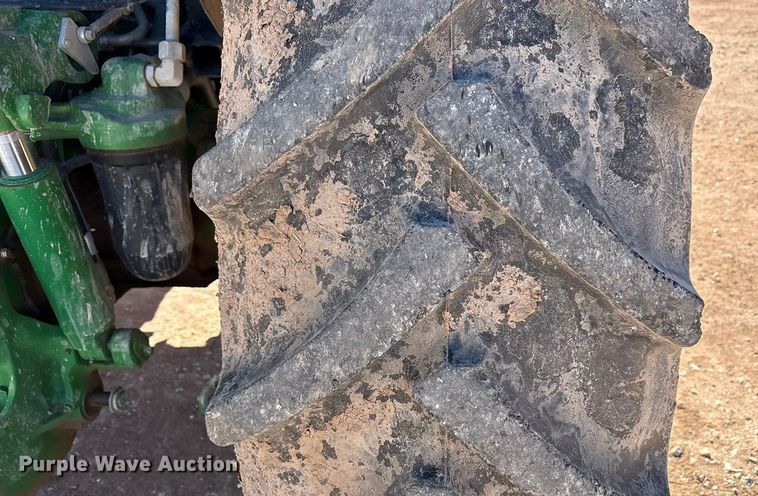 image for item EU4730 2019 John Deere 6120E MFWD tractor