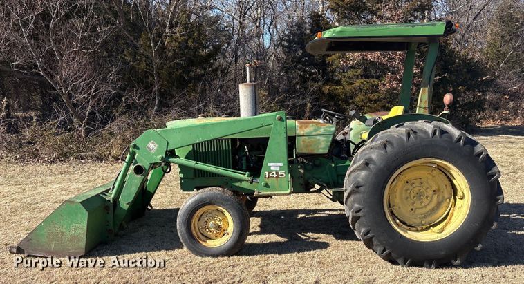 image for item EV2662 John Deere 2030A tractor