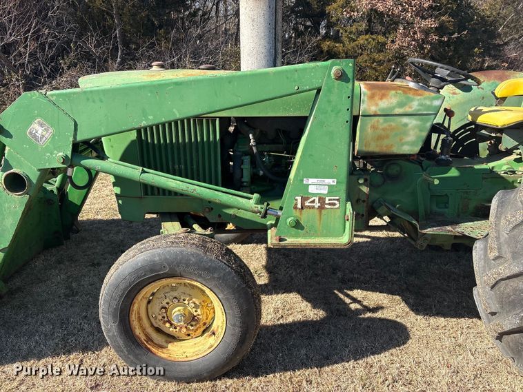 image for item EV2662 John Deere 2030A tractor