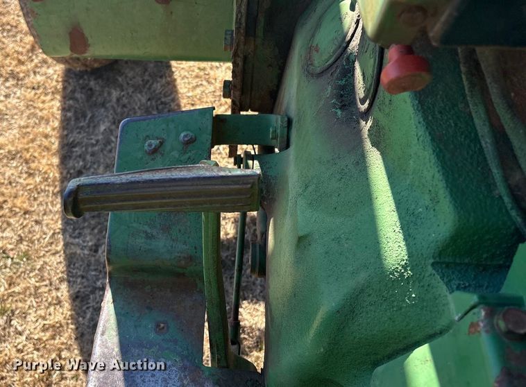 image for item EV2662 John Deere 2030A tractor