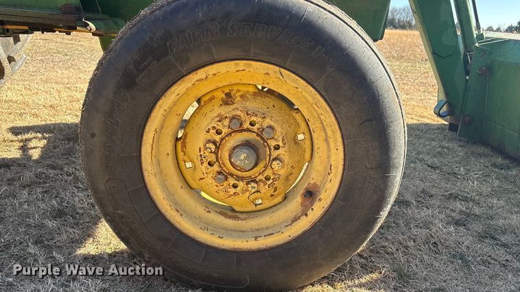 image for item EV2662 John Deere 2030A tractor