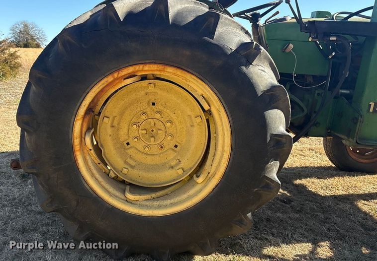 image for item EV2662 John Deere 2030A tractor