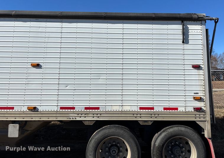 image for item FG0007 2008 Timpte grain trailer