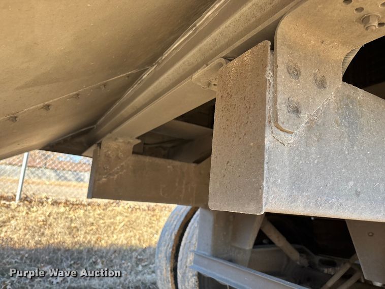 image for item FG0007 2008 Timpte grain trailer