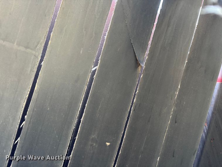 image for item FG0009 2006 New Holland BR750A round baler