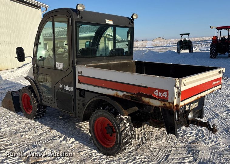 image for item FK1130 2003 Bobcat Toolcat 5600 utility vehicle