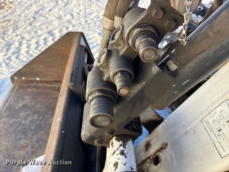 image for item FK1130 2003 Bobcat Toolcat 5600 utility vehicle