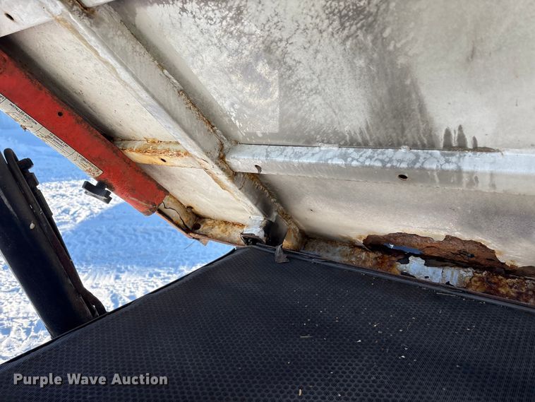 image for item FK1130 2003 Bobcat Toolcat 5600 utility vehicle