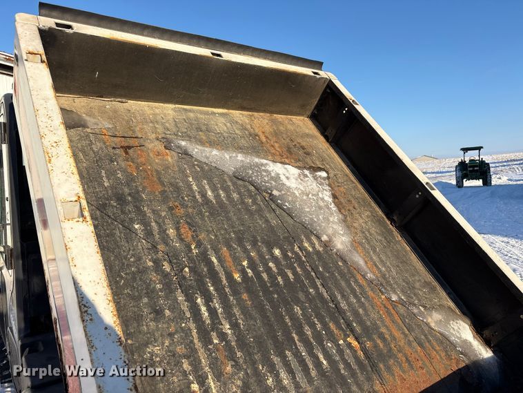 image for item FK1130 2003 Bobcat Toolcat 5600 utility vehicle