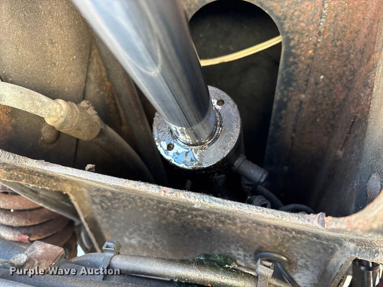 image for item FK1130 2003 Bobcat Toolcat 5600 utility vehicle