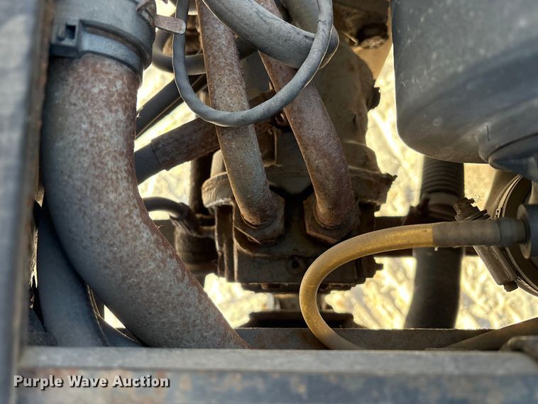 image for item FK1130 2003 Bobcat Toolcat 5600 utility vehicle