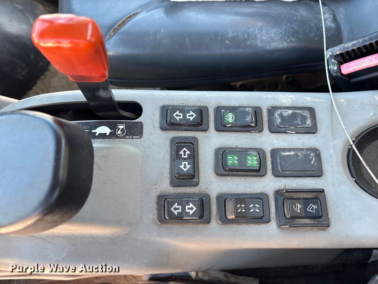 image for item FK1130 2003 Bobcat Toolcat 5600 utility vehicle