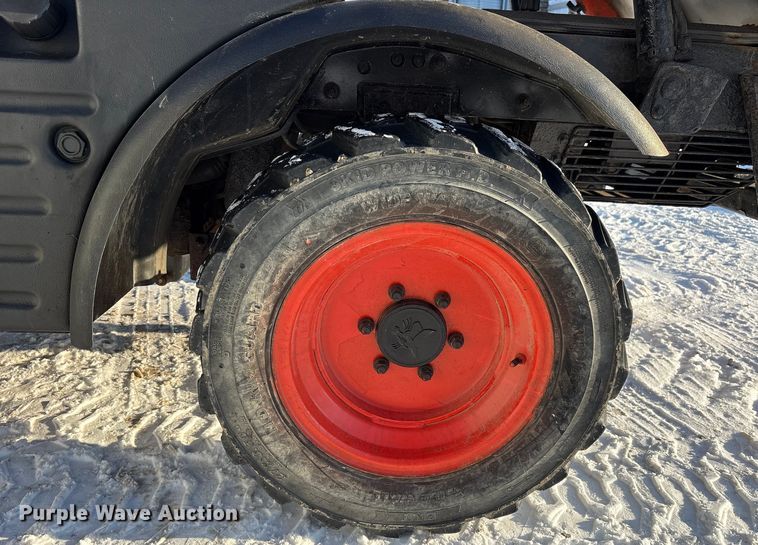 image for item FK1130 2003 Bobcat Toolcat 5600 utility vehicle