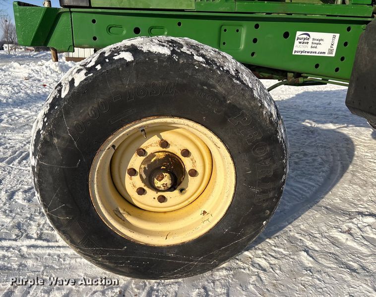 image for item FK1132 1996 John Deere 6400 tractor