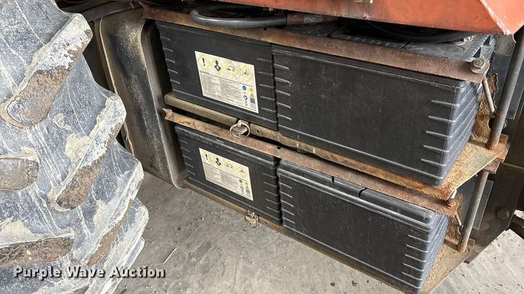 image for item FK1518 1978 Allis-Chalmers 7060 tractor