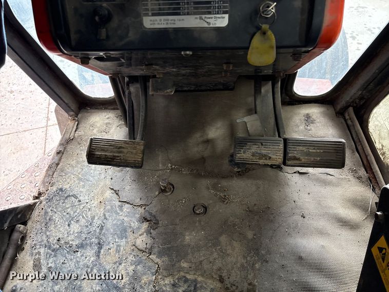 image for item FK1518 1978 Allis-Chalmers 7060 tractor