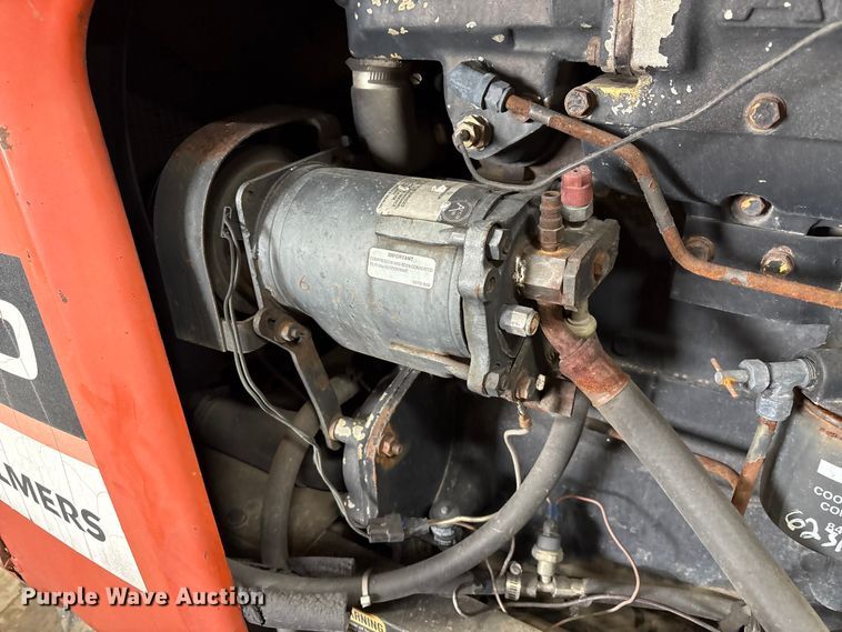 image for item FK1518 1978 Allis-Chalmers 7060 tractor