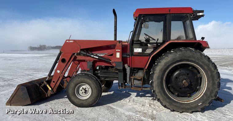 image for item FK1521 1990 Case IH 5130 tractor