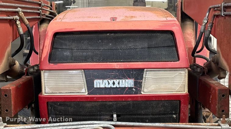 image for item FK1521 1990 Case IH 5130 tractor