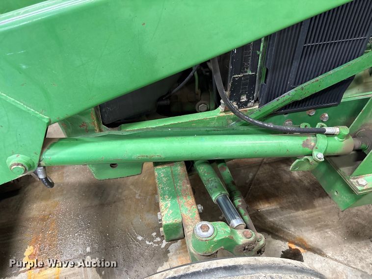 image for item FK1522 1991 John Deere 2955 tractor