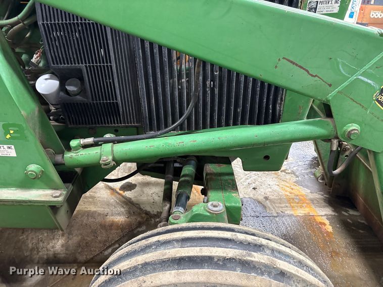 image for item FK1522 1991 John Deere 2955 tractor