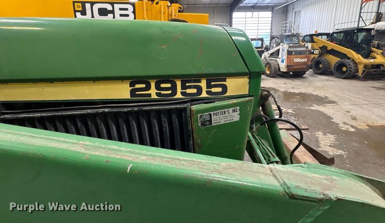 image for item FK1522 1991 John Deere 2955 tractor