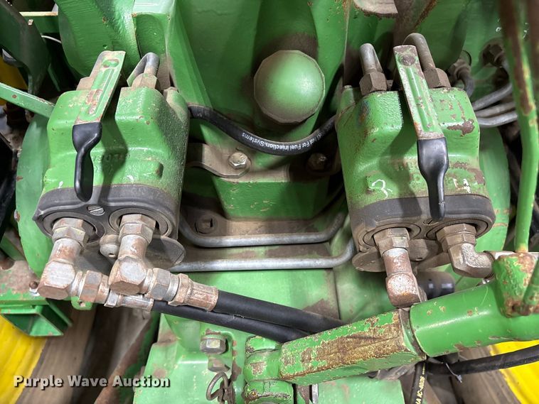 image for item FK1522 1991 John Deere 2955 tractor