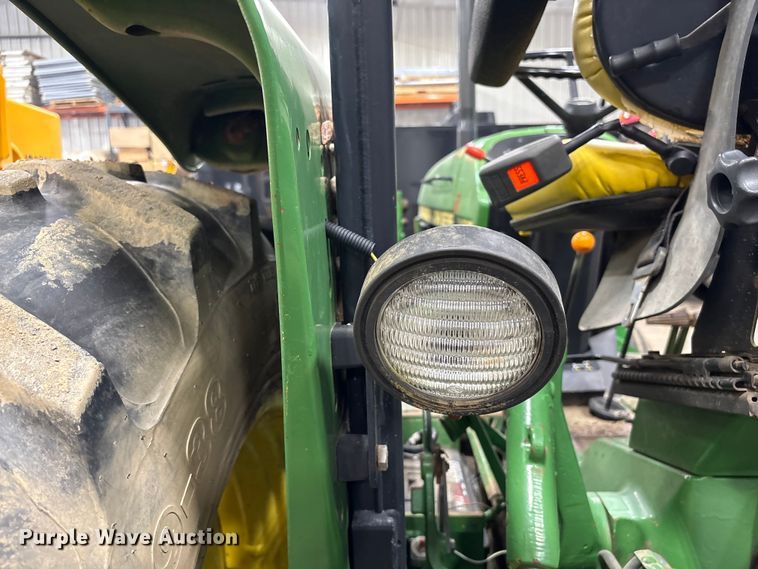 image for item FK1522 1991 John Deere 2955 tractor