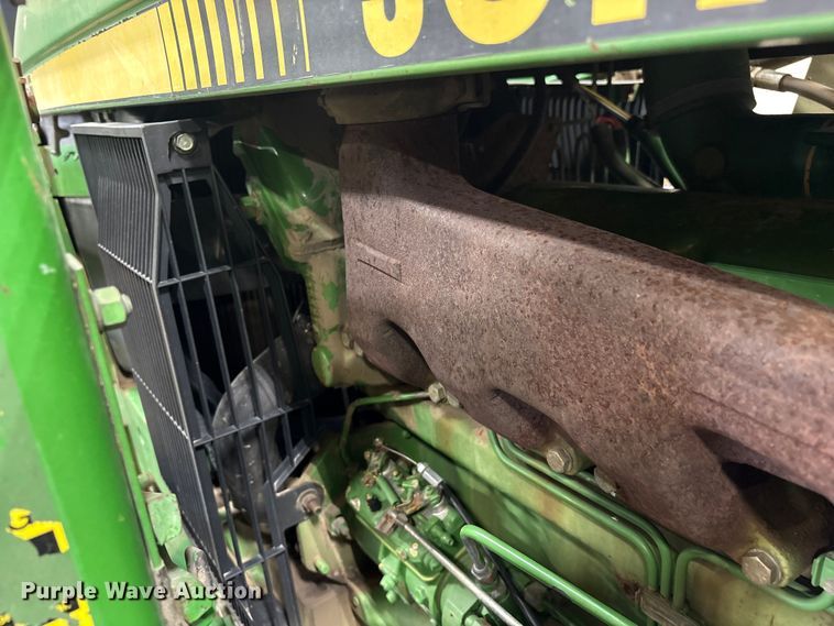 image for item FK1522 1991 John Deere 2955 tractor