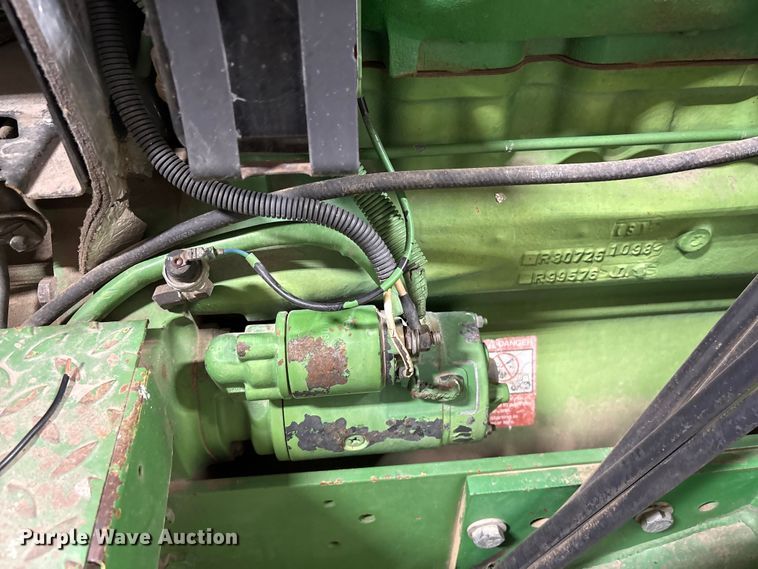 image for item FK1522 1991 John Deere 2955 tractor