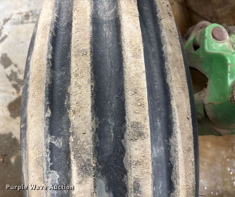 image for item FK1522 1991 John Deere 2955 tractor