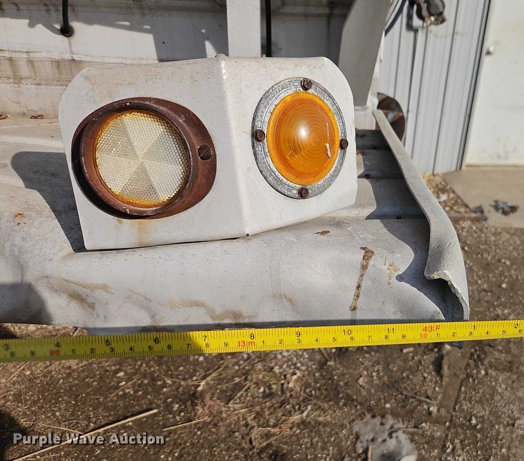 image for item FN5526 1990 CUST tank trailer