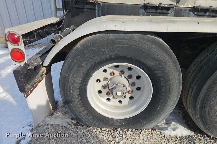 image for item FN5526 1990 CUST tank trailer