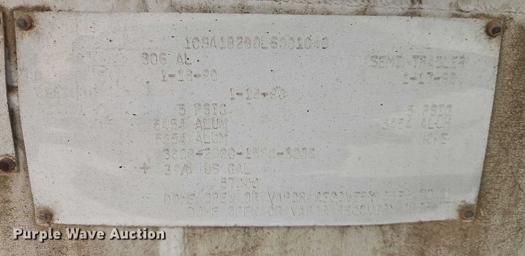 image for item FN5526 1990 CUST tank trailer