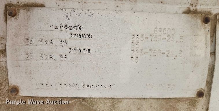 image for item FN5526 1990 CUST tank trailer