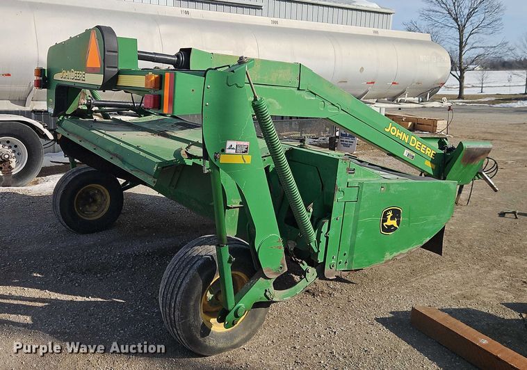 image for item FN5527 John Deere 735 swather / windrower